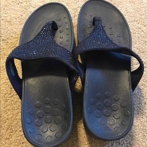 Vionic platform sandals